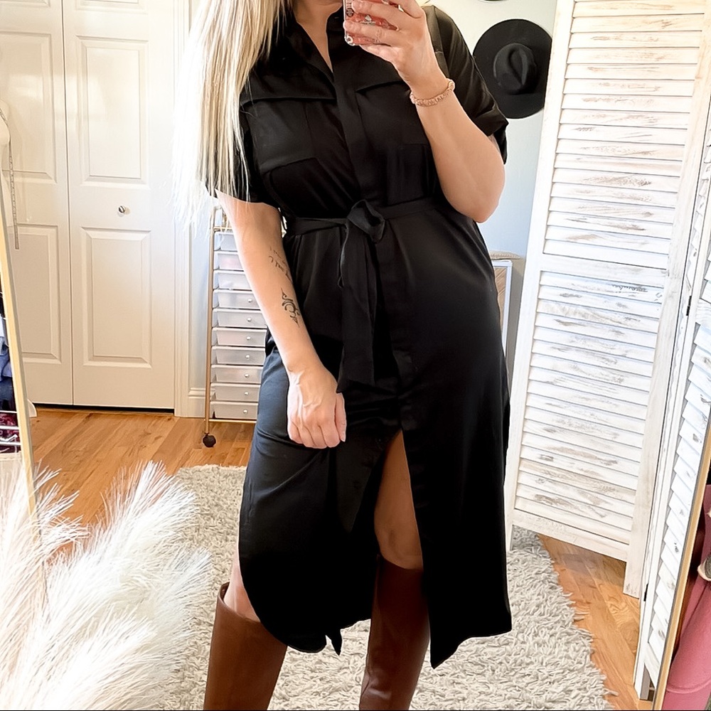 Vici Black Button-Front Midi Shirtdress with Waist Tie